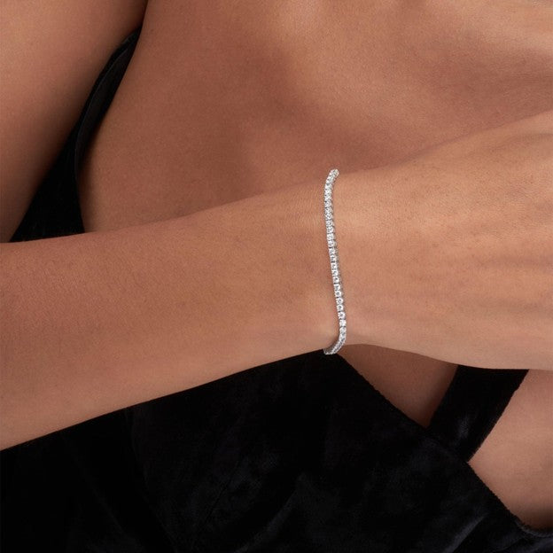 Luxurious Diamond Tennis Bracelet