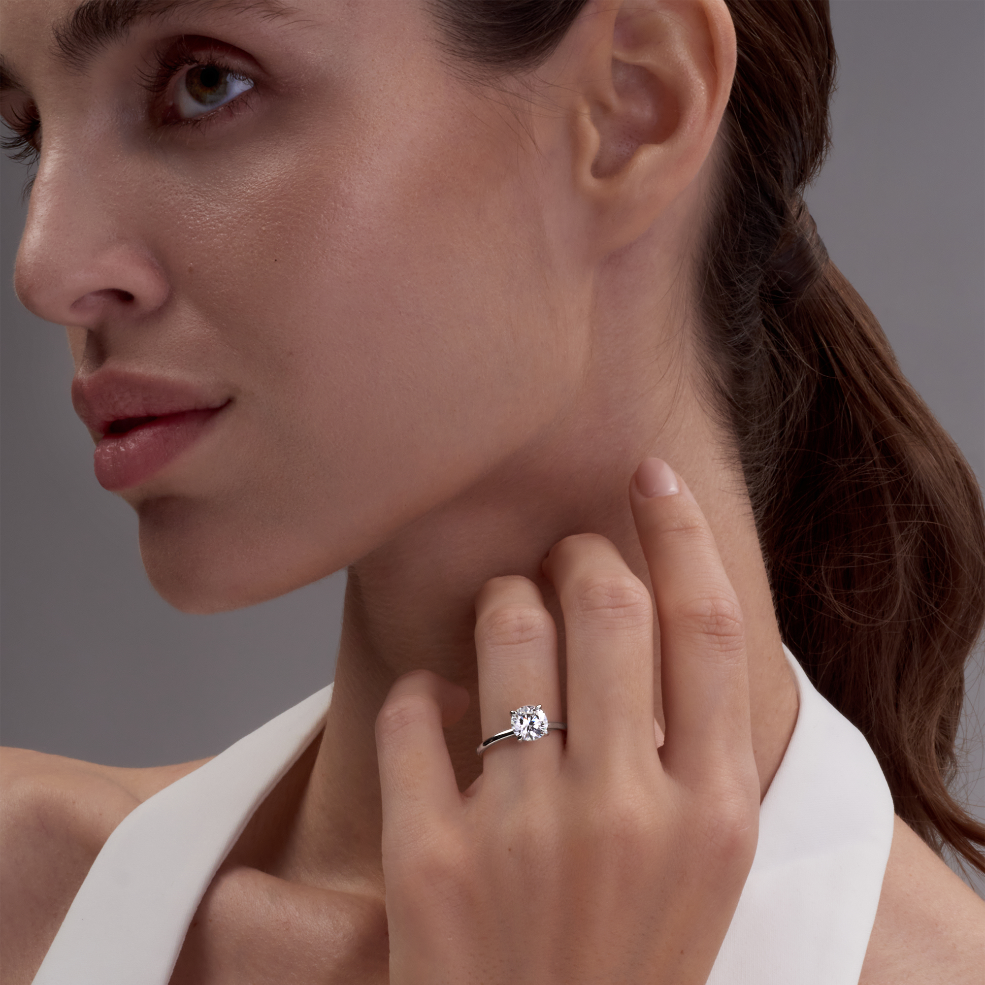 Round Solitaire Ring (1CT)