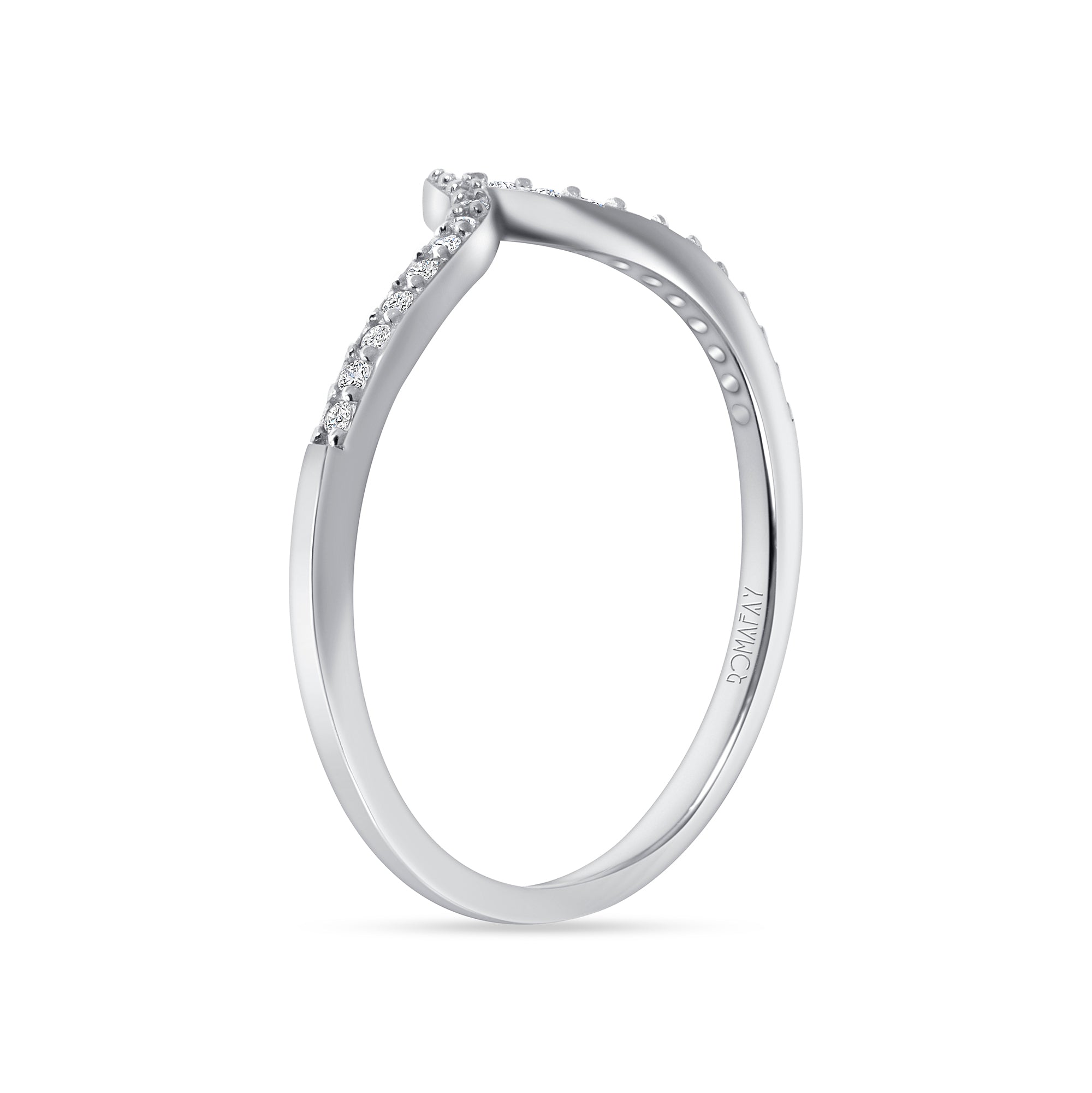 Chevron Round Pavé Stacking Ring