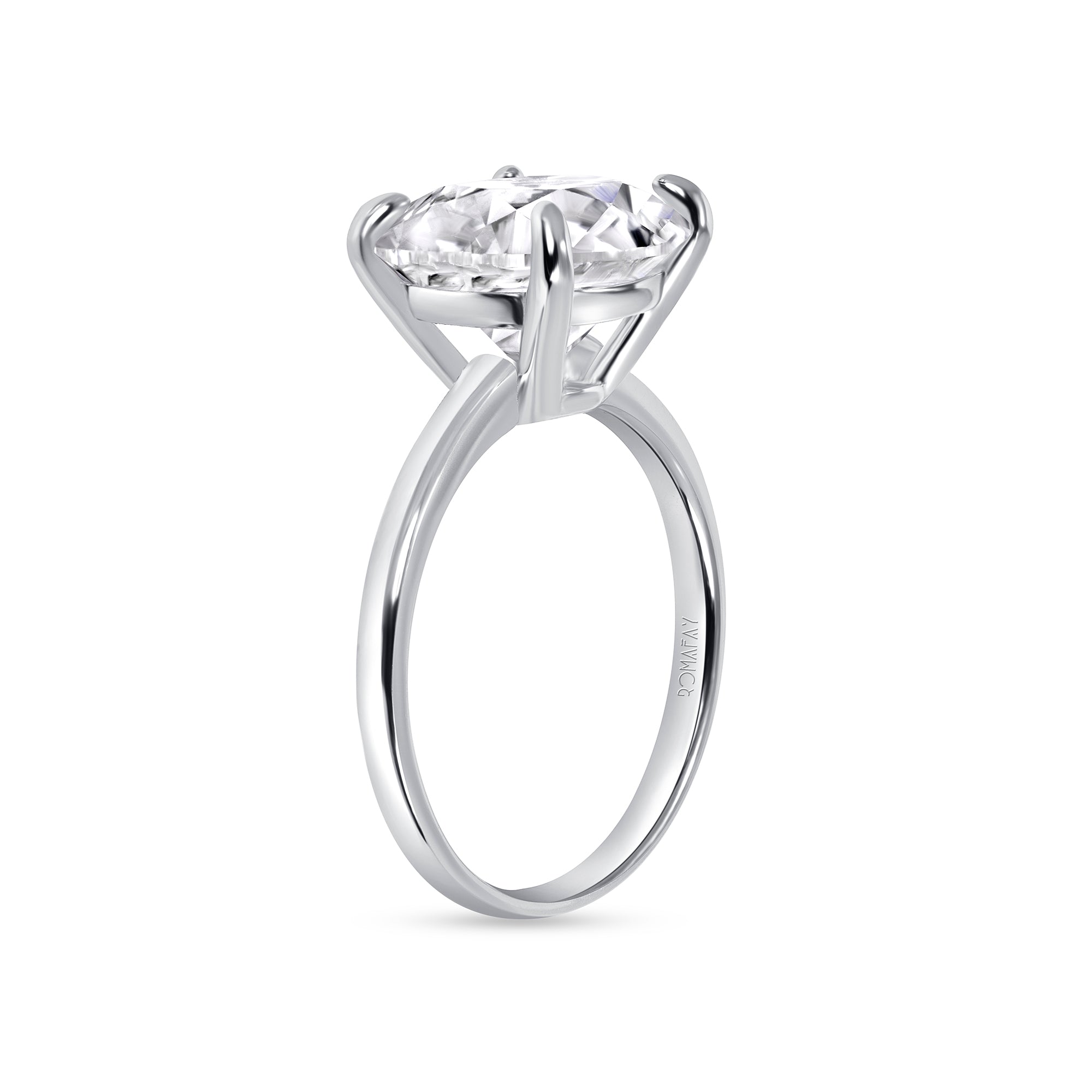 Round Solitaire Ring (5.5CT)